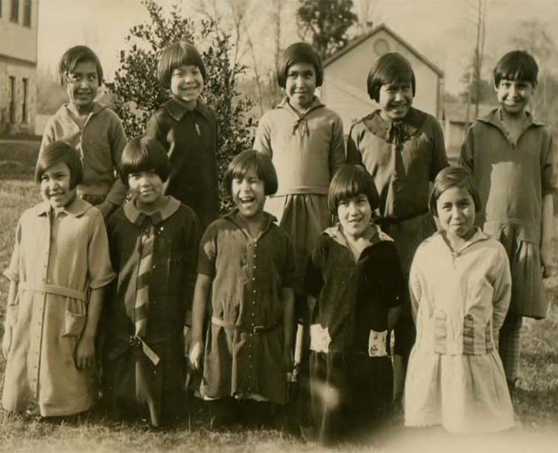 Group of students from Alberni School